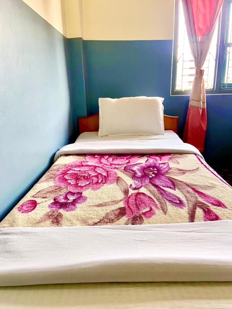 Hotel Piya Pvt Ltd Pokhara Dış mekan fotoğraf